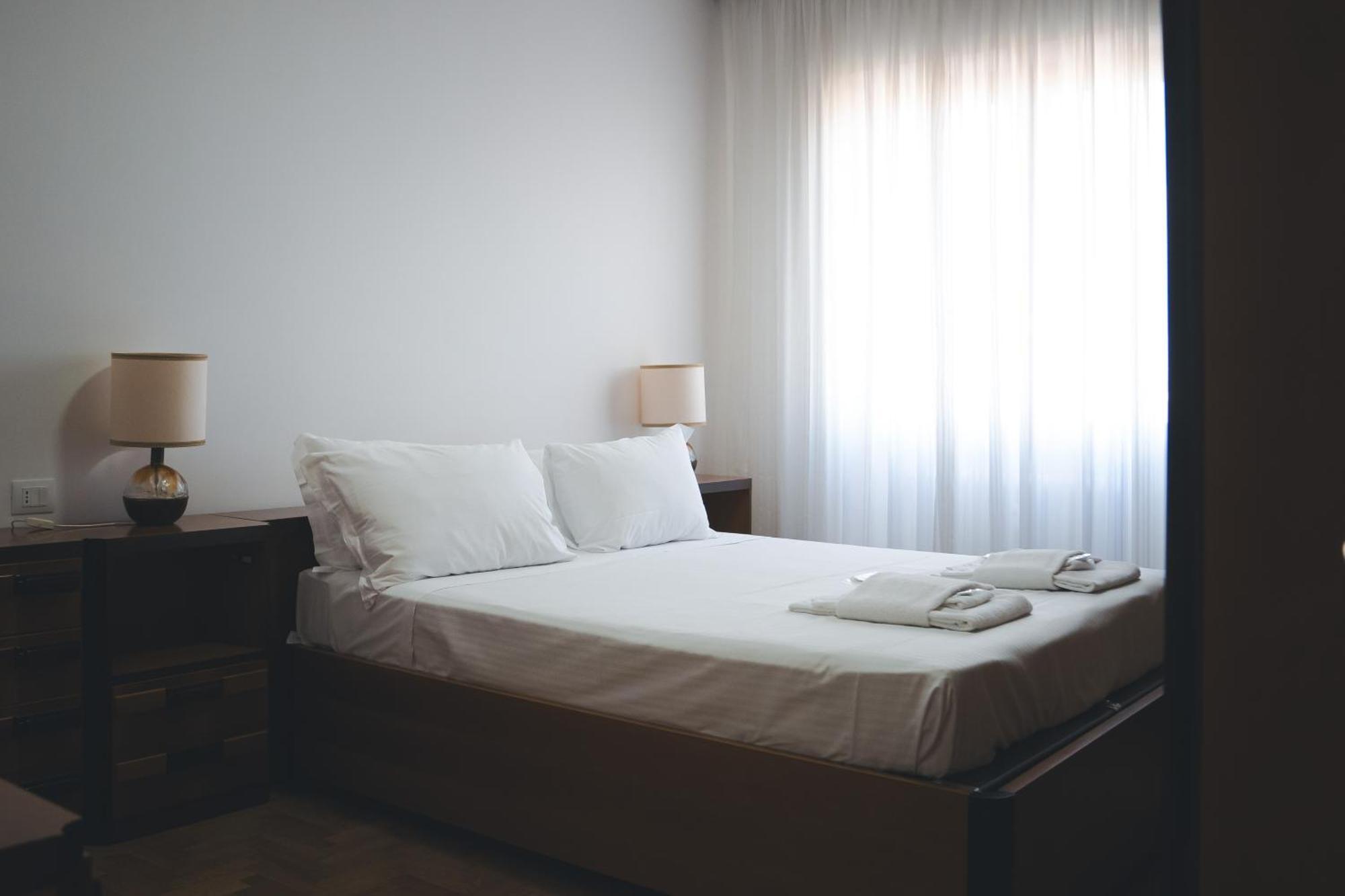 L'Arche Comfort&Relax - Old Style House Milan Bagian luar foto
